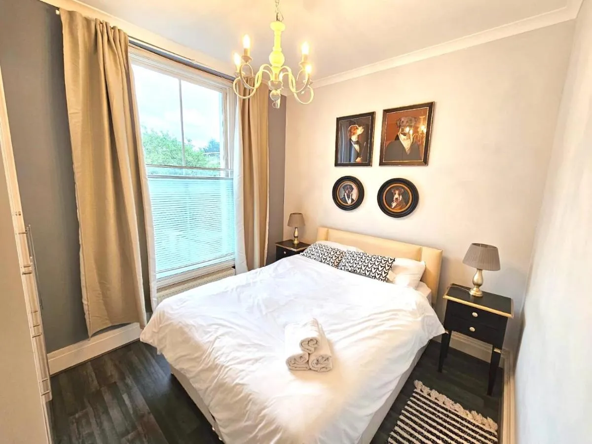 Image 2 of Boutique Notting Hill Stay 1 Min to Portobello Rd