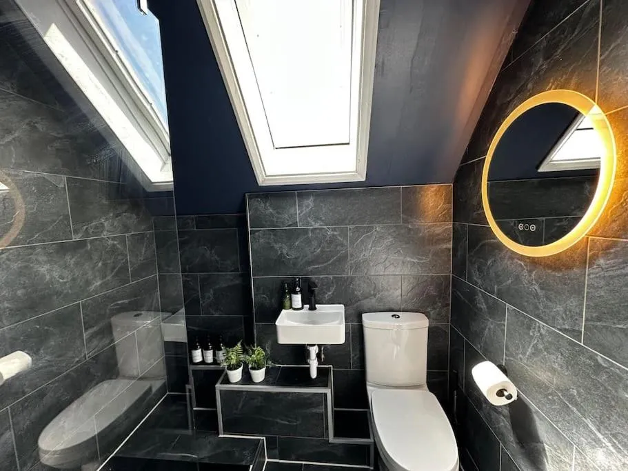 Image 3 of Boutique Studio near Regent’s Park n10