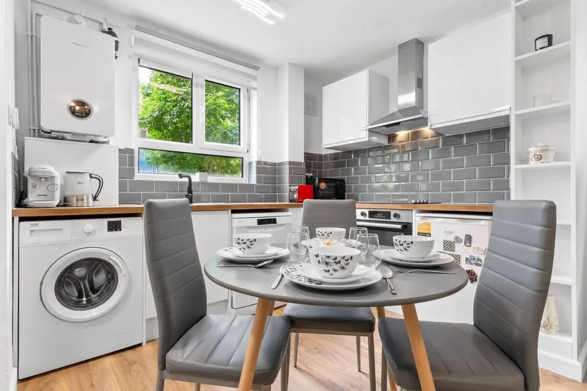 Image 4 of *Brand New 1 Bedroom Flat in Central London*