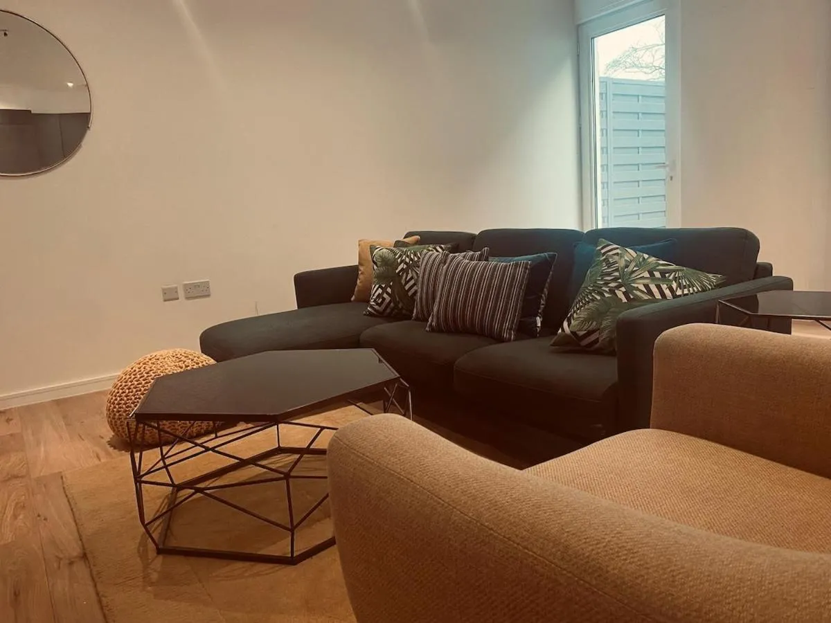 Image 3 of Brand New Spacious 3 Bed city Apartment with Terrace in Shoreditch