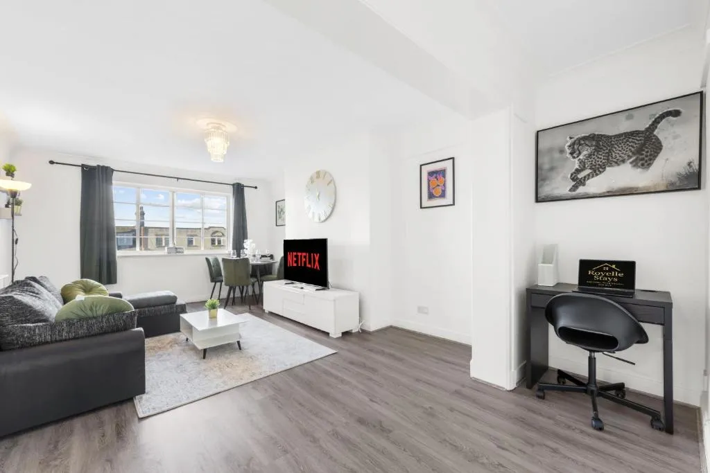 Image 1 of Brand new 3 bedroom Apartment Streatham Hill