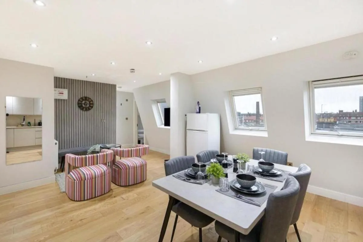 Image 5 of Brick Lane Chill – 2 Bdr – 8 ppl
