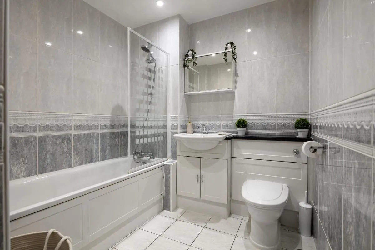 Image 3 of Bridgeview Retreat, 2Bed 2Bridge