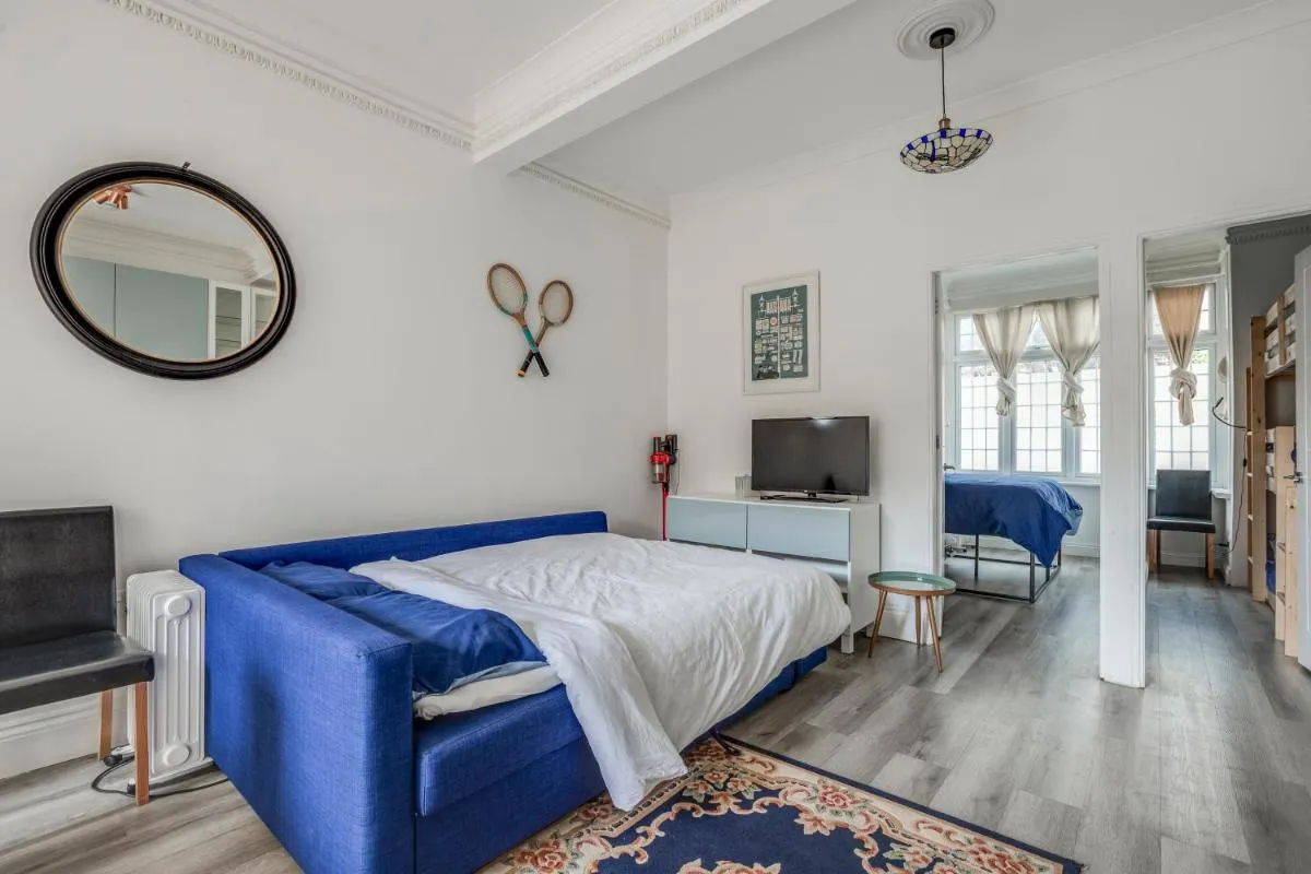Image 5 of Bright 2-Bed in Wimbledon – 3 min Walk to Tube