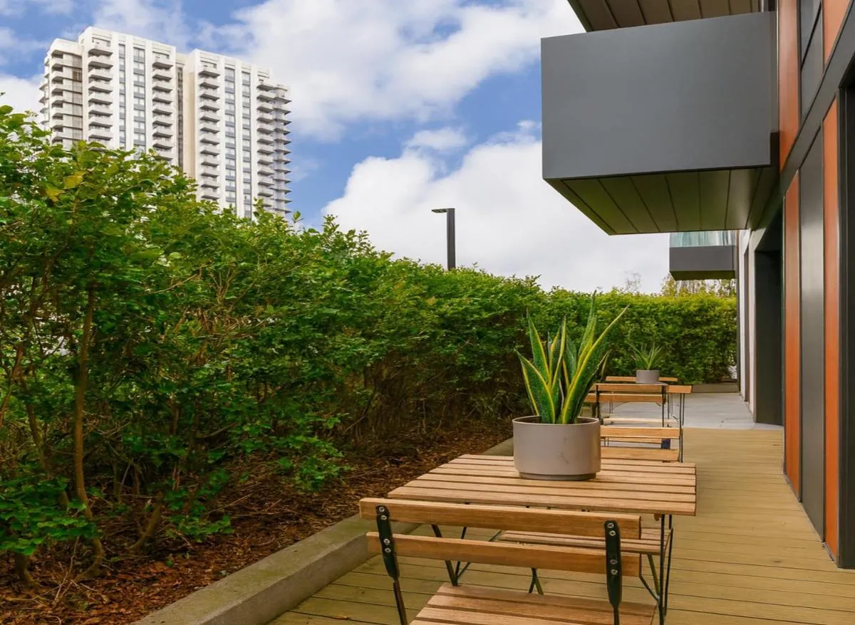 Image 5 of Bright & Modern Flat with Great Transport in Woolwich