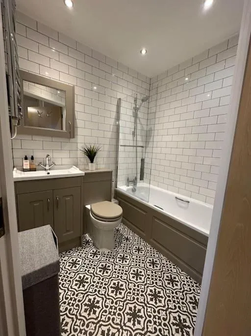 Image 3 of Bright & beautiful 1 bedroom flat in London Bridge