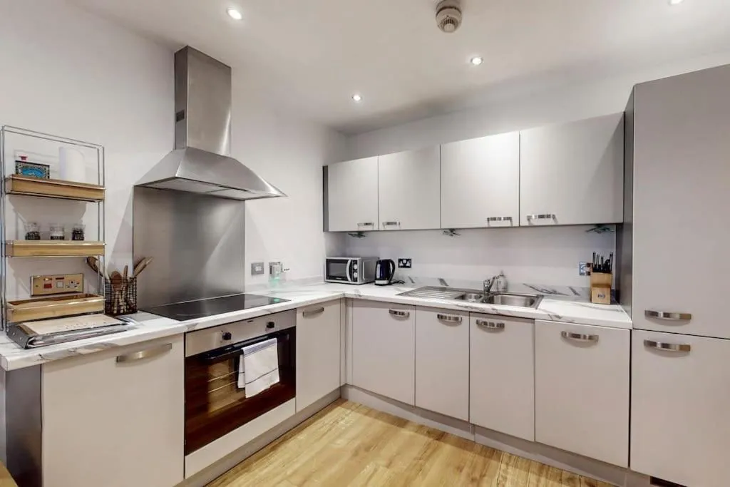 Image 5 of Bright & beautiful 1 bedroom flat in London Bridge