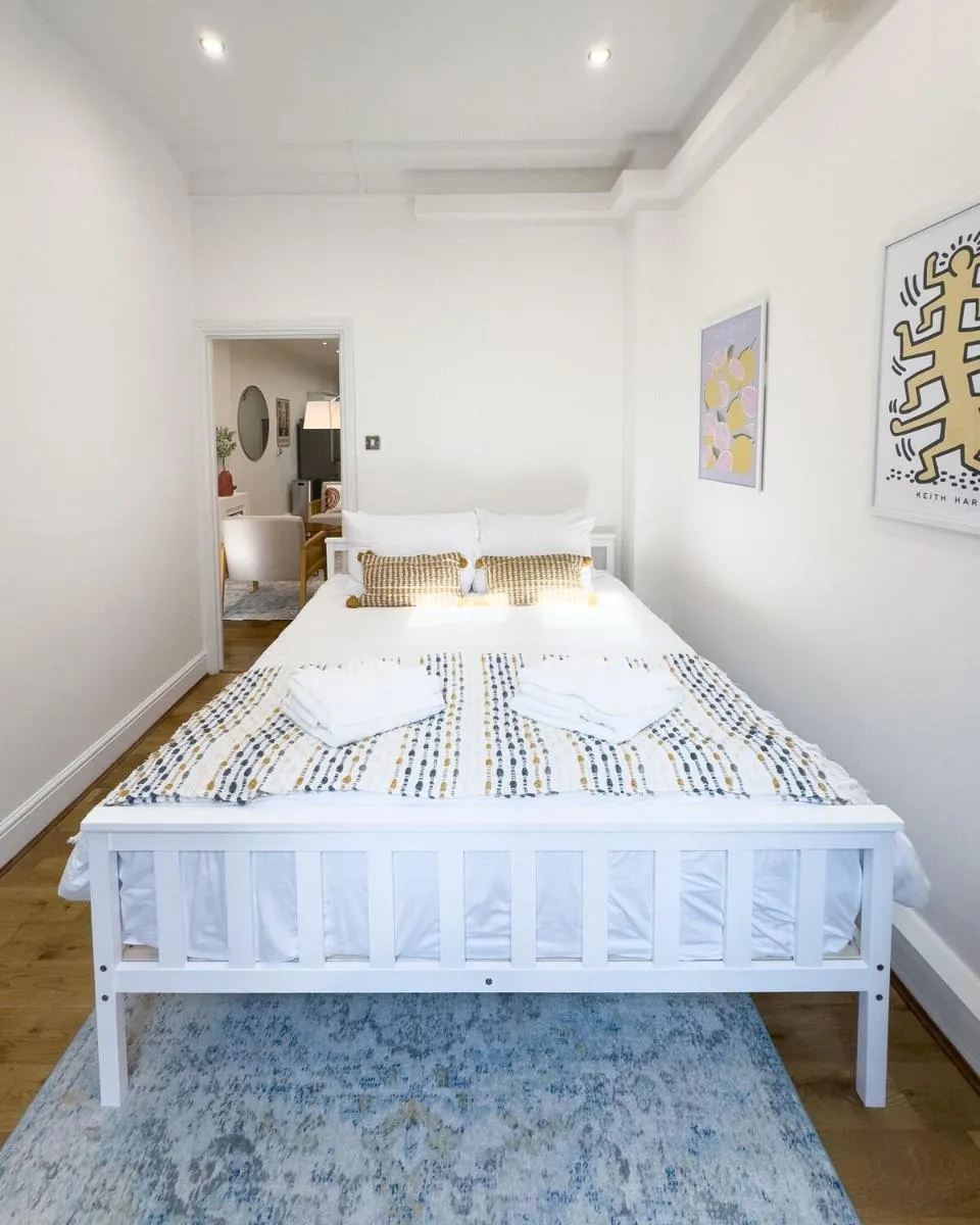 Image 4 of Bright and Cosy home 100m from Trafalgar Square