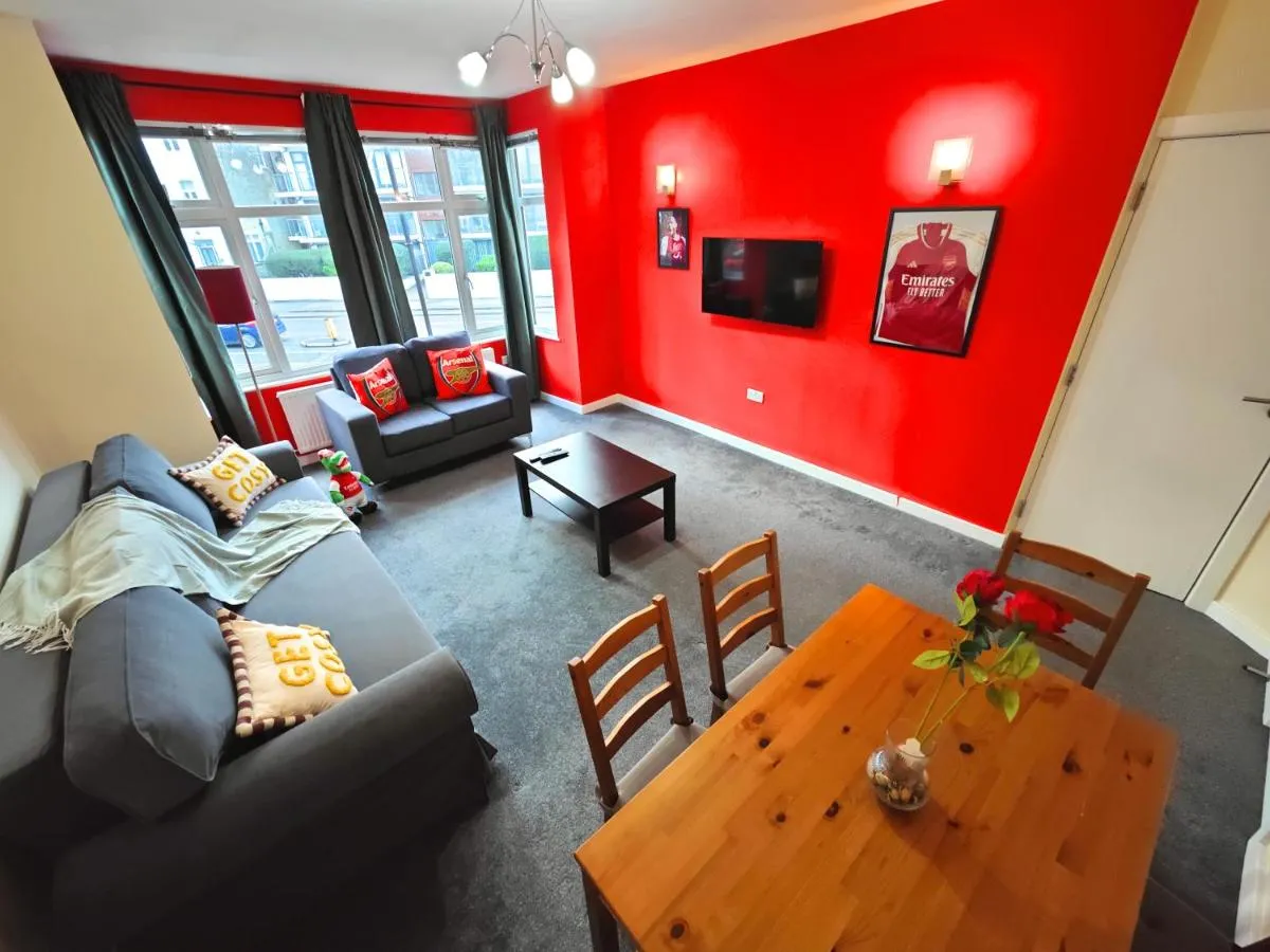 Image 5 of Bright and Spacious 2-Bedroom Flat Near Emirates Stadium