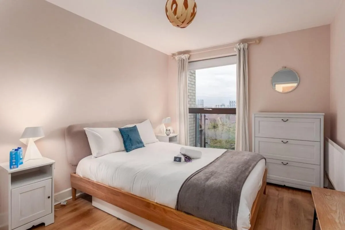 Image 4 of Bright and Stylish Kennington Gem