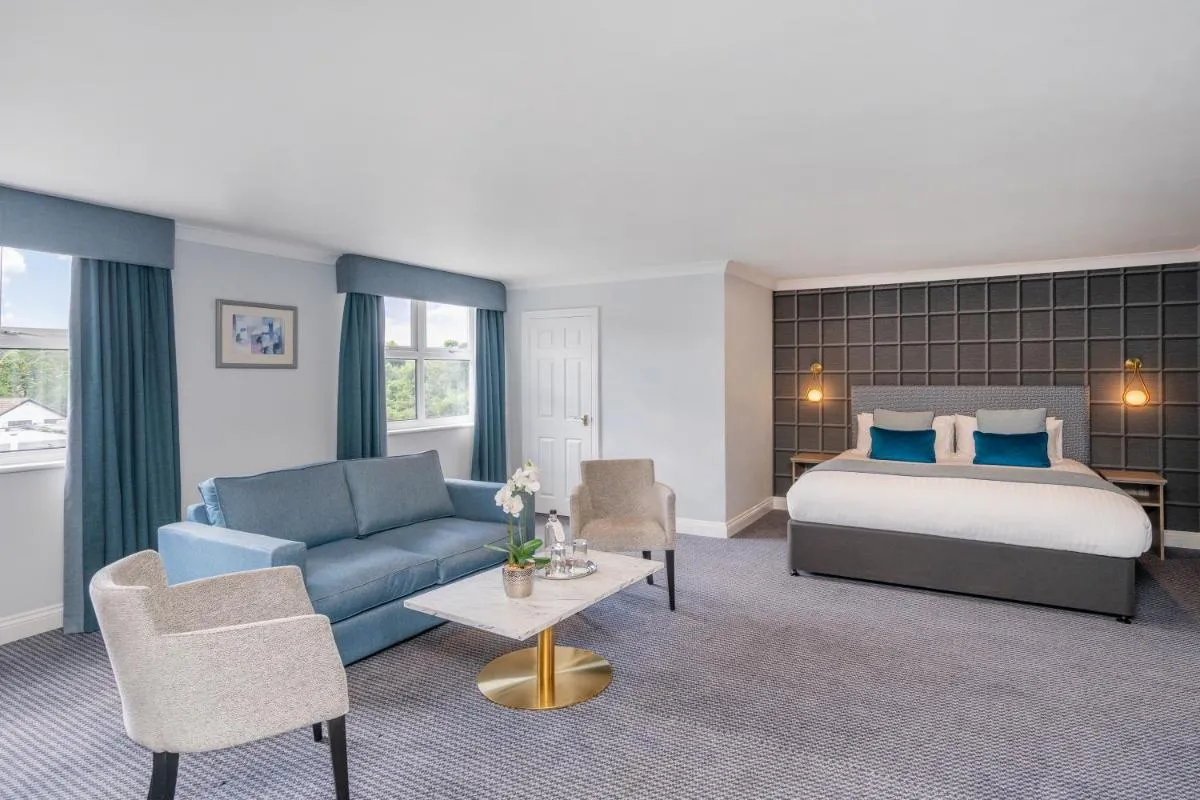 Image 5 of Bromley Court Hotel London