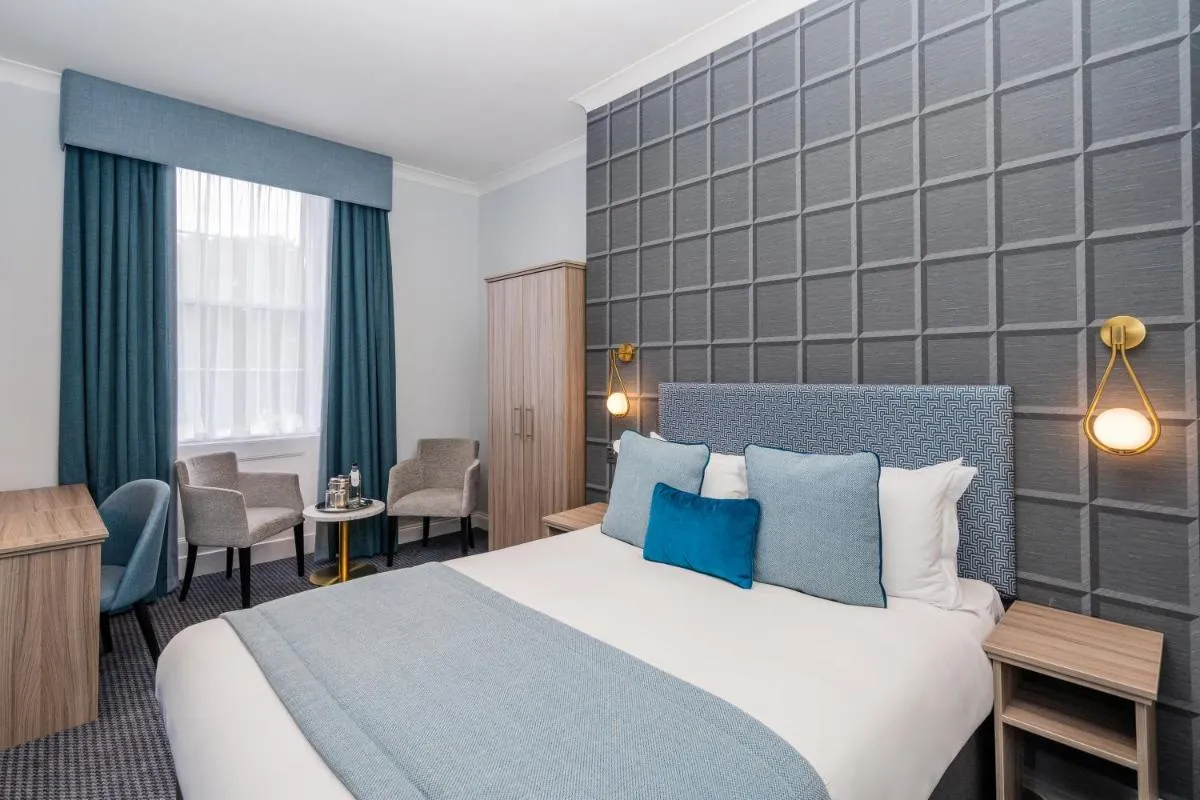 Image 3 of Bromley Court Hotel London