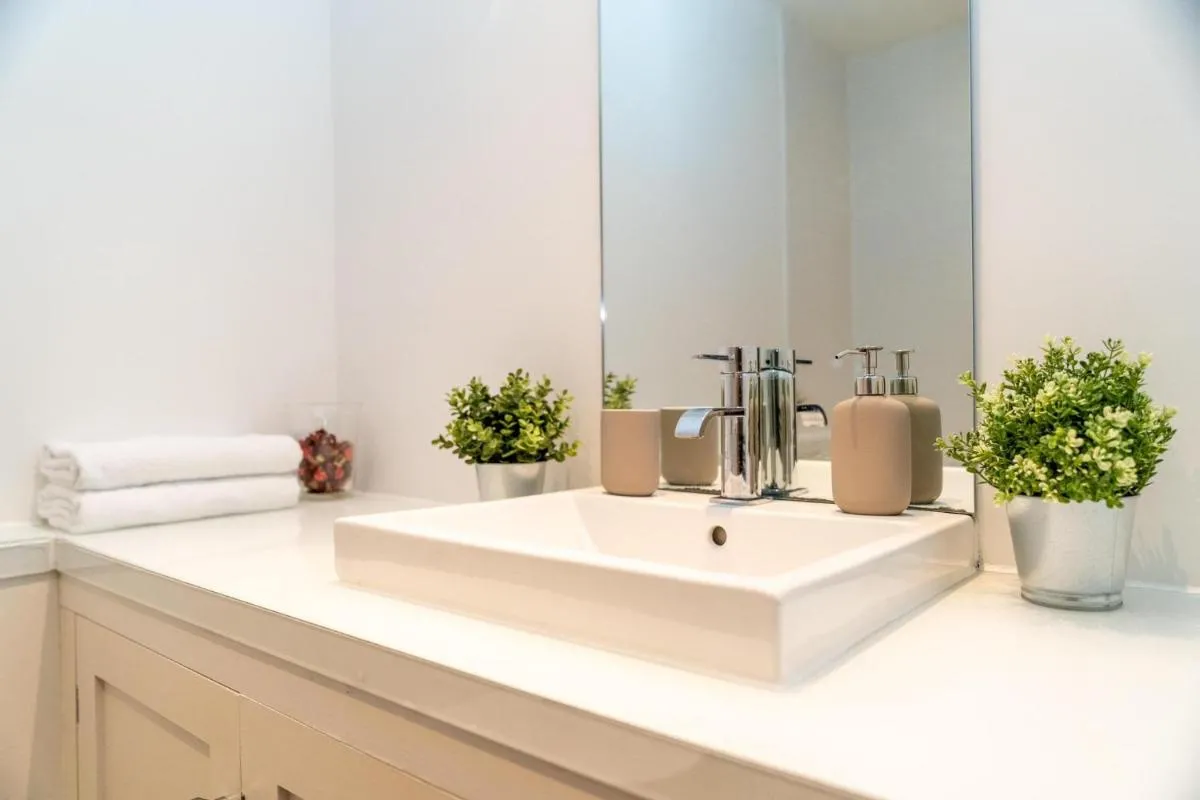 Image 3 of Buckingham Suite – Heart of Covent Garden!