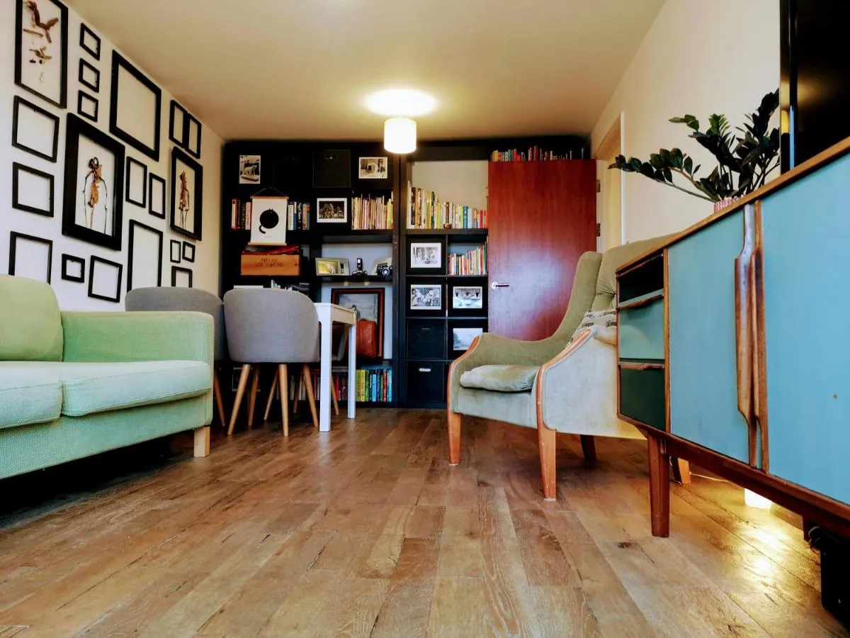 Image 4 of Camden Apartment on Regents Canal 12 min walk from Eurostar