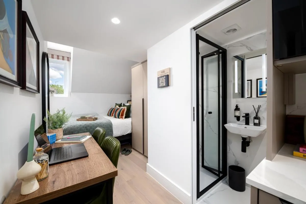Image 3 of Camden I Your Apartment