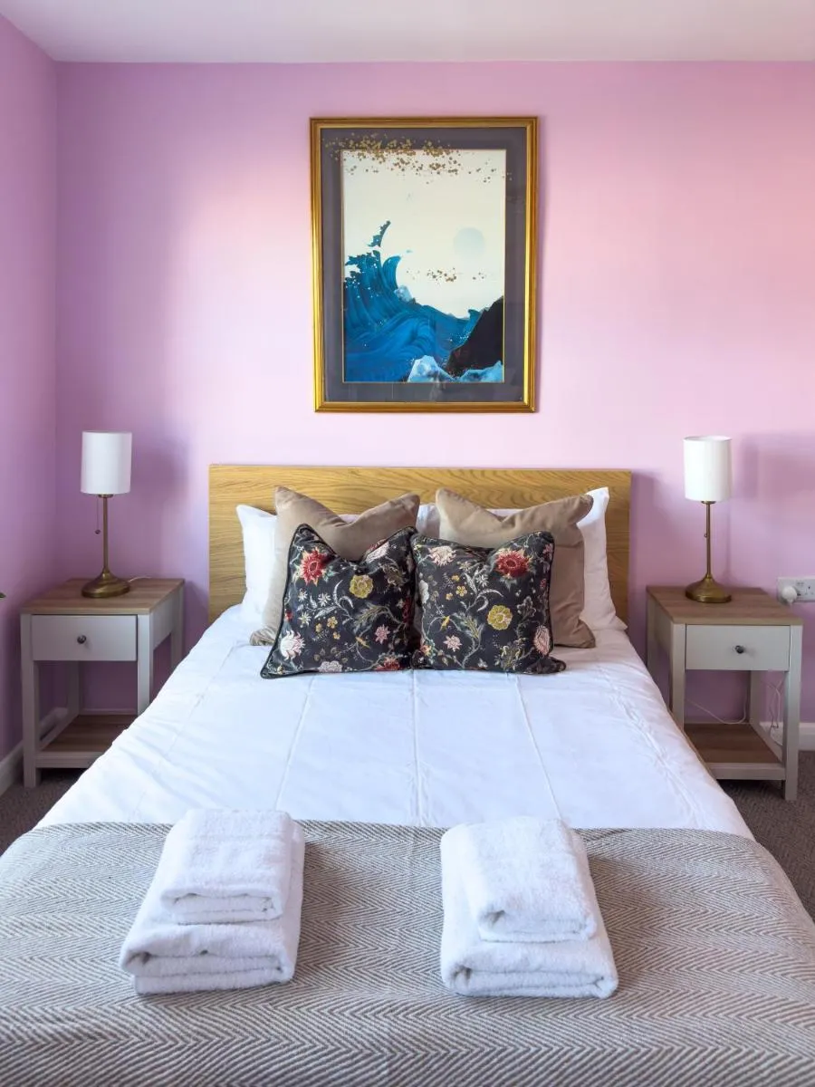 Image 4 of Camden Rooms