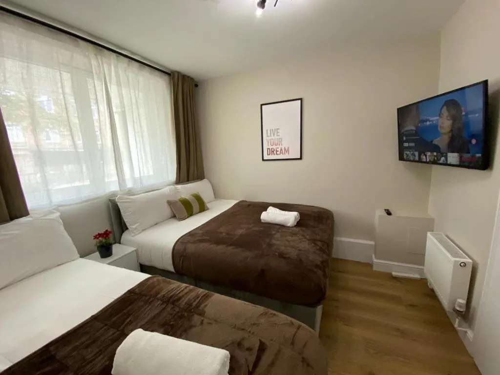 Image 3 of Camden Town Apartment