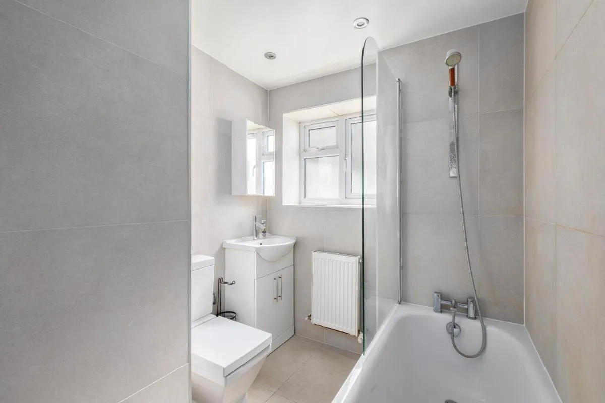 Image 3 of Camden Town Apartments