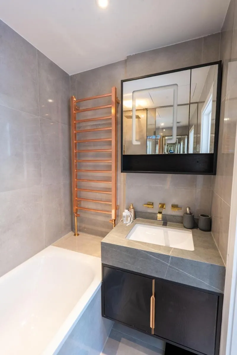 Image 4 of Camden’s Luxurious Urban Escape