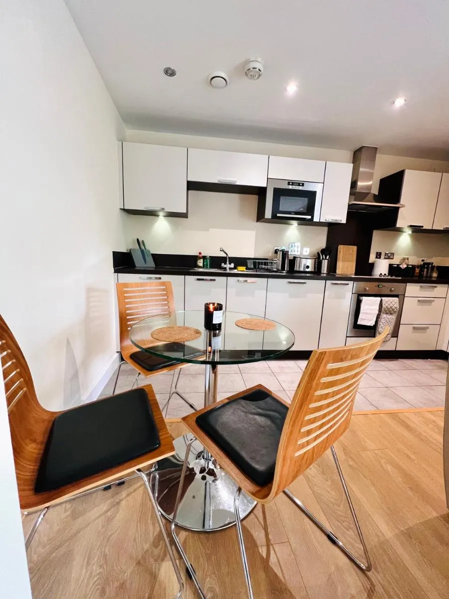 Image 4 of Canada Water SE16 7AQ 2bed apartment