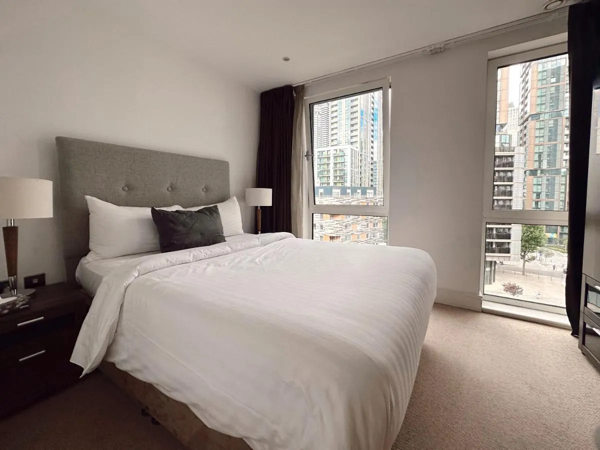 Image 4 of Canary Wharf – Luxury Apartments