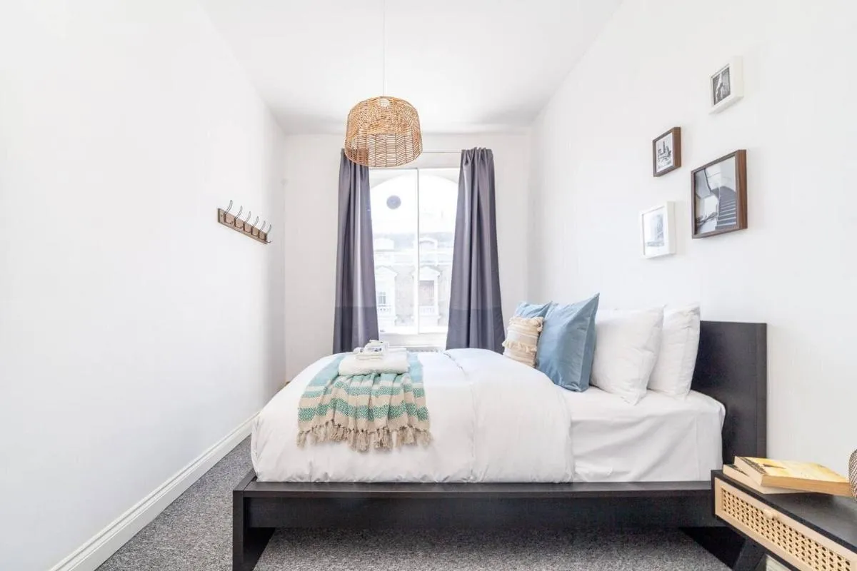Image 5 of Central 1BR flat in Notting Hill, 1min to Tube