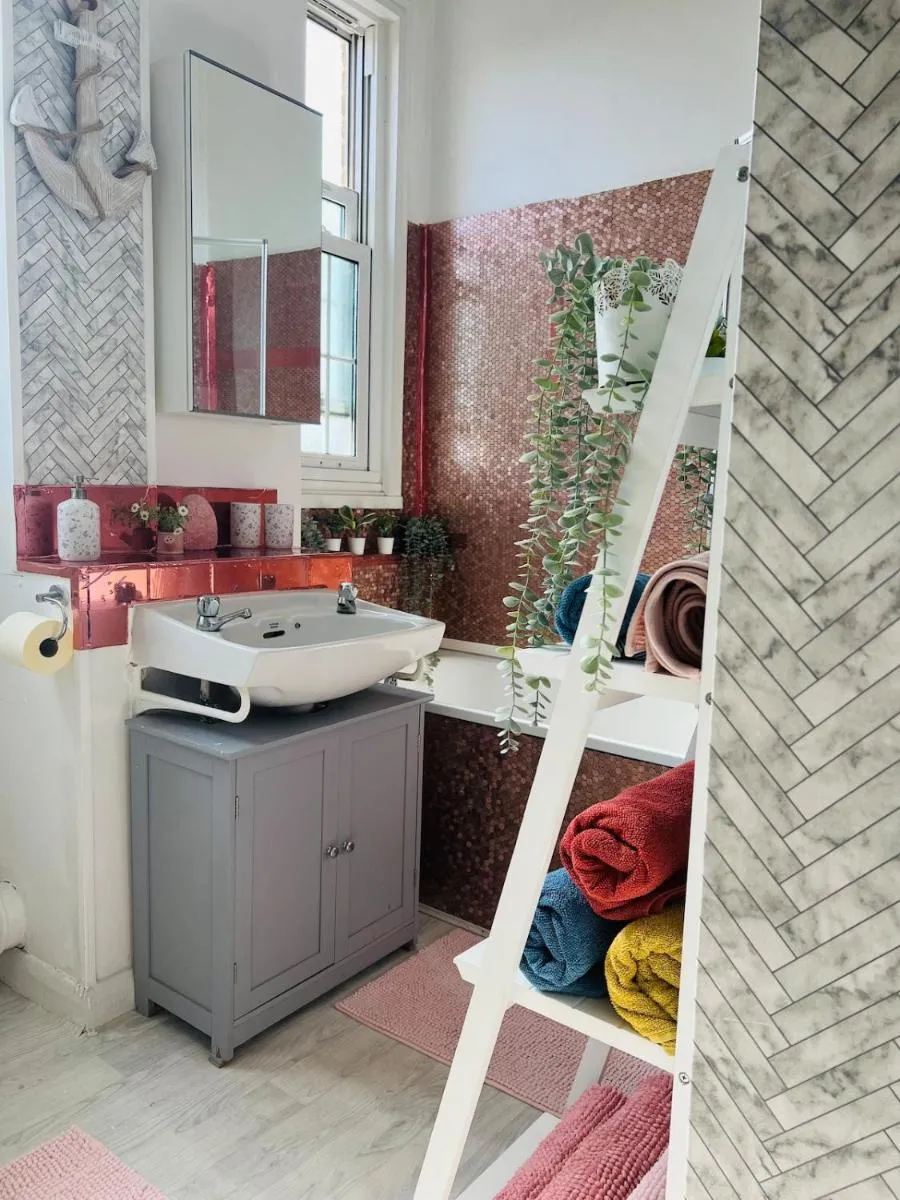 Image 5 of Central Apartment In London Bridge!