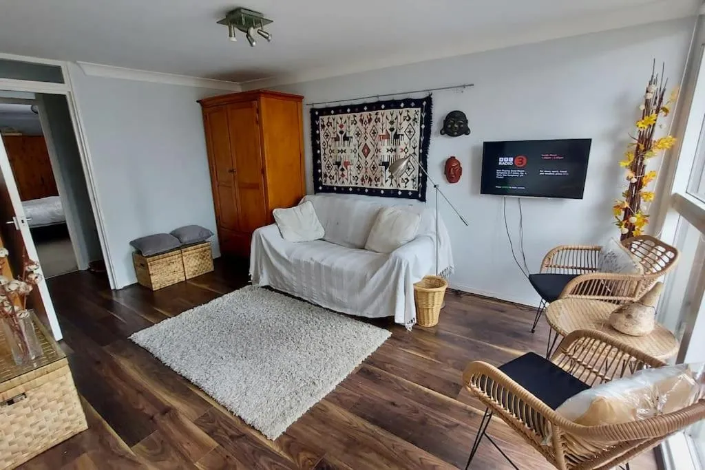 Image 3 of Central Apartment, Kings Cross 6 mins walk
