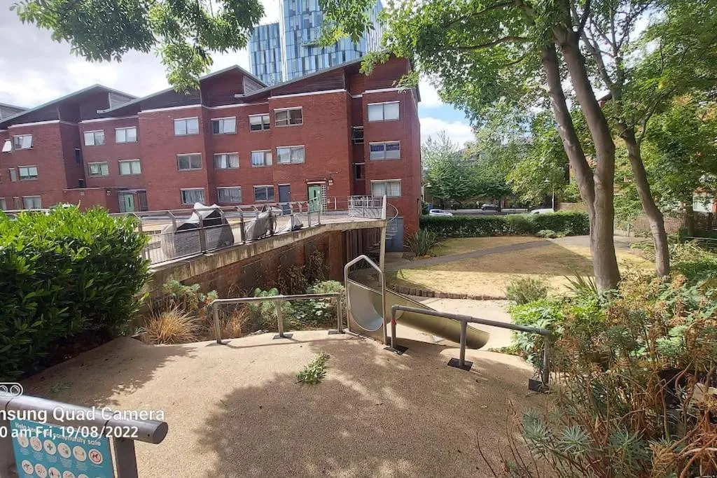 Image 5 of Central Apartment, Kings Cross 6 mins walk