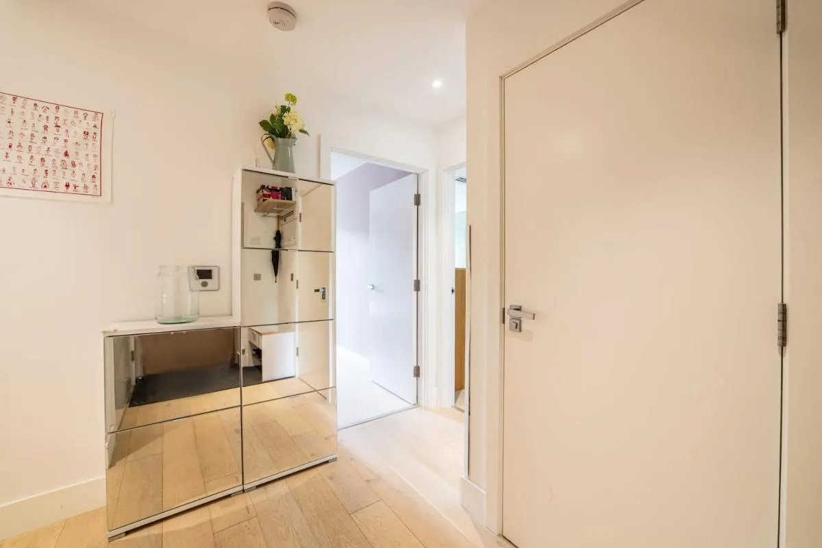 Image 3 of Central Ave Stunning Two Bedrooms Apt in a Secure Riverside Development