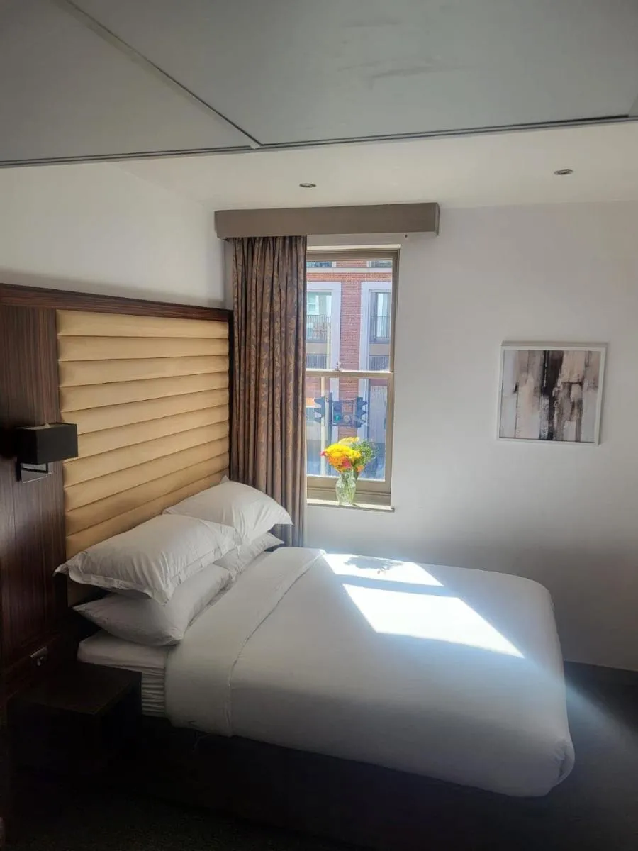 Image 5 of Central Boutique Room 302