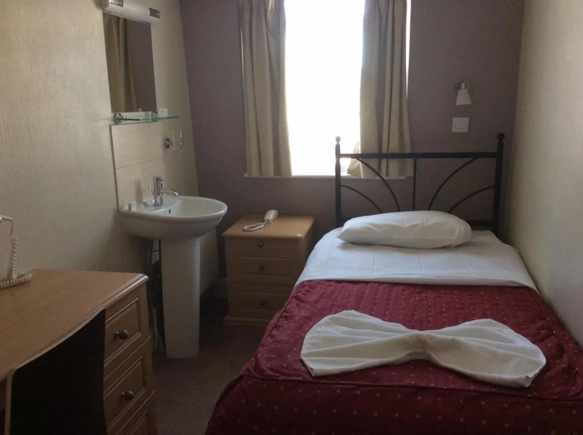 Image 3 of Central Hotel