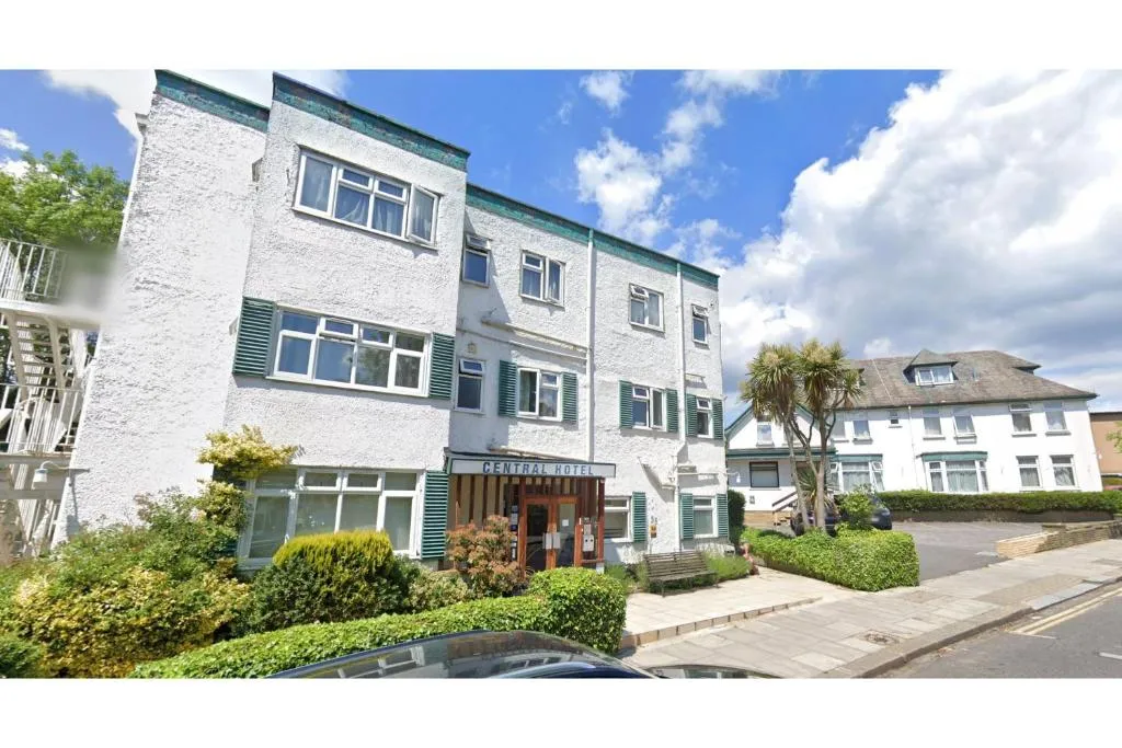Image 1 of Central Hotel Golders Green