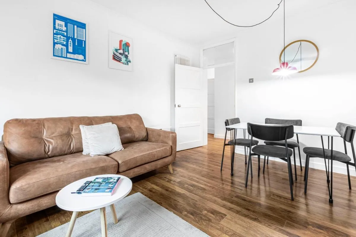 Image 3 of Central London Beautiful 2bed