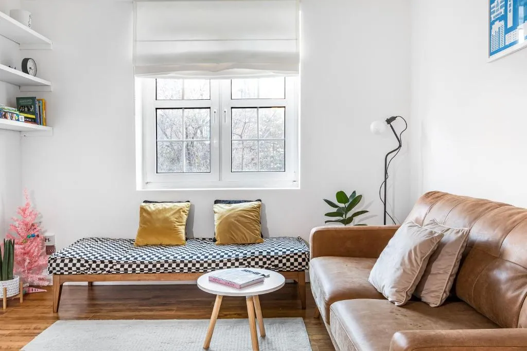 Image 1 of Central London Beautiful 2bed