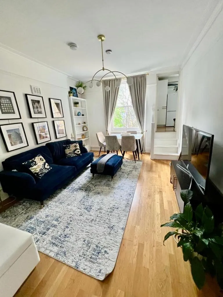 Image 3 of Central London Flat
