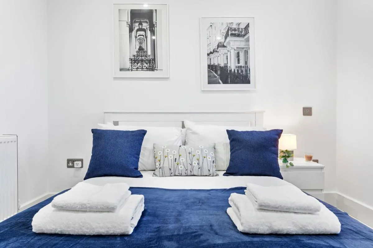 Image 2 of Central London Two Bedroom Serviced Apartment – Nine Elms Luxury Stay – Vauxhall & Westminster