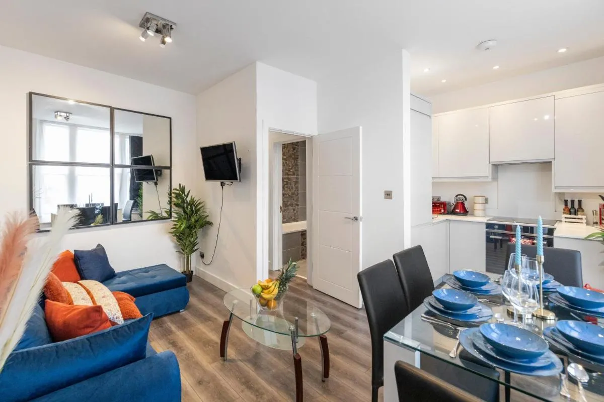 Image 4 of Central London’s Cosy Gem