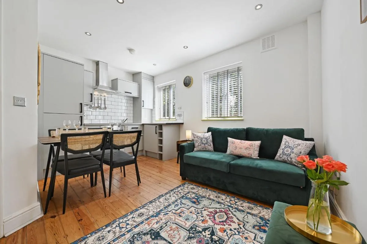 Image 4 of Central Park View, Kings Cross by Opulence Apartments