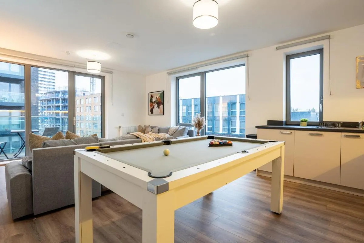 Image 4 of Central Wembley Stadium Luxe Stay with Pool Table