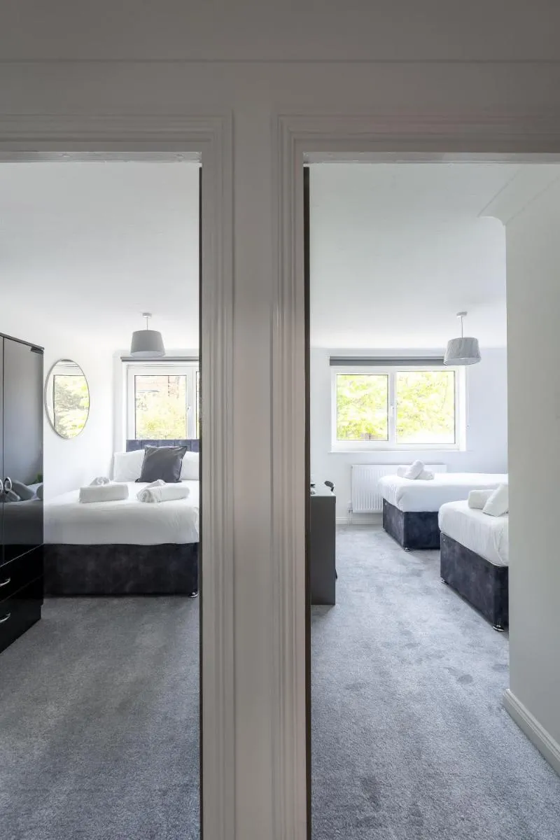 Image 4 of Centrally located Islington