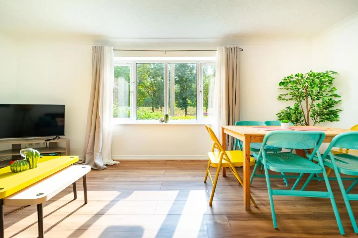 Image 5 of Charming 2 Bed, Walk to Borough Market, Elephant & Castle, Tower Bridge