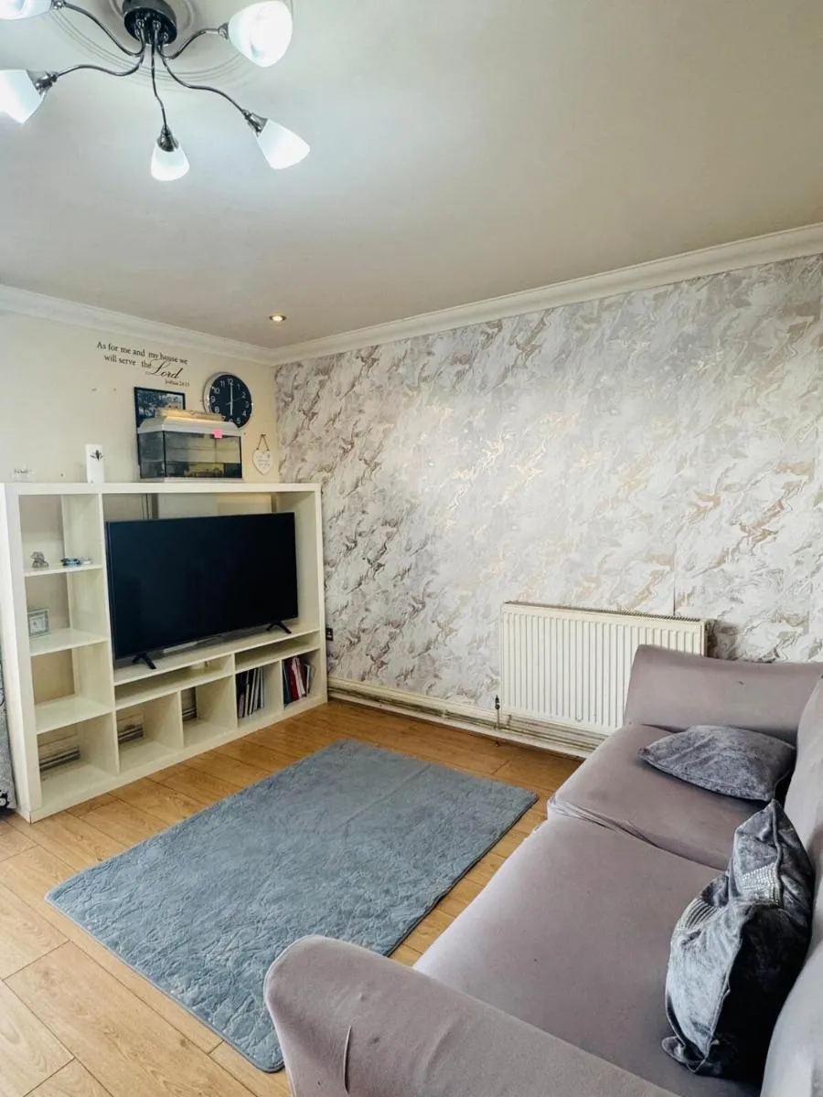 Image 4 of Charming 2 Bedroom Flat with Urban Views