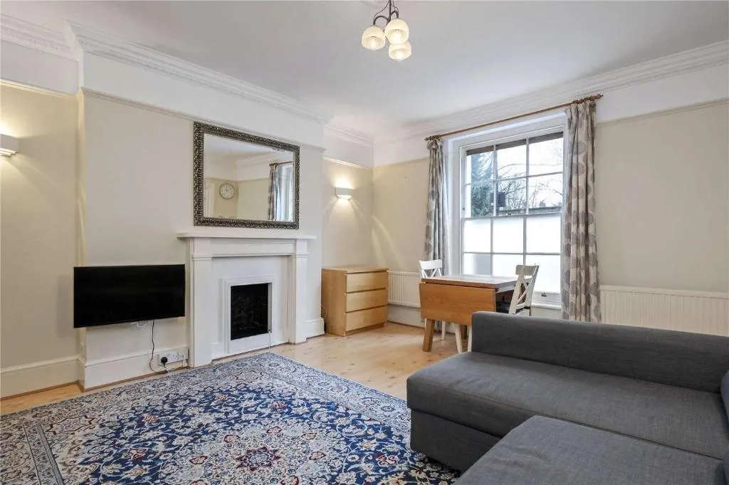 Image 1 of Charming 2 bedroom central London family home
