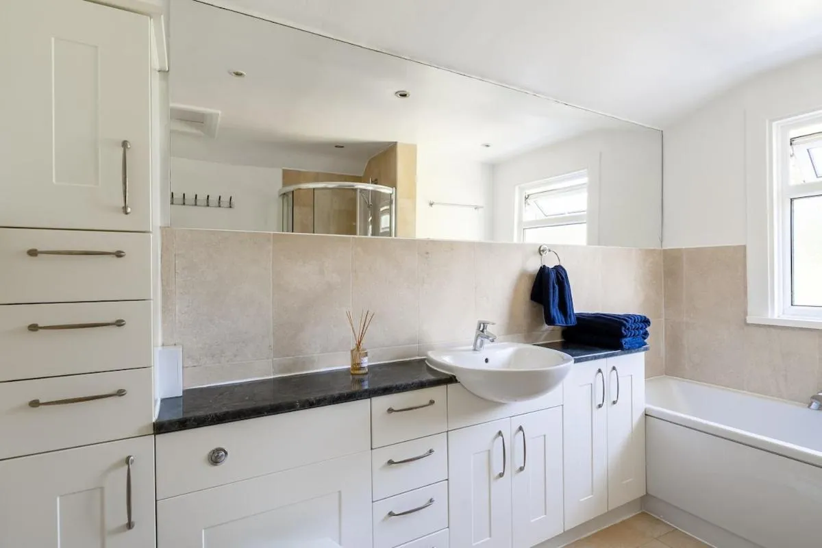 Image 3 of Charming 3BR Victorian House with Parking – 10 Mins to Kingston