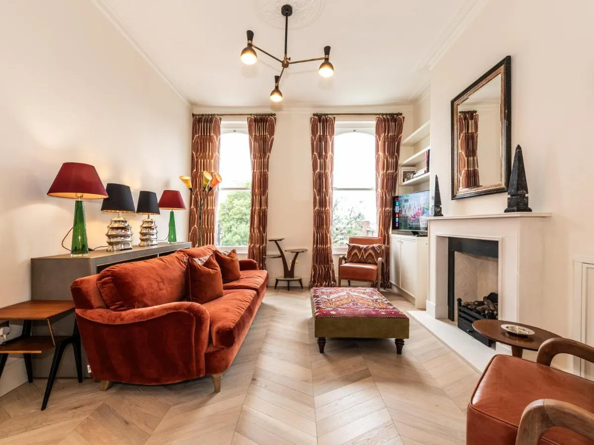 Image 5 of Charming 3-Bedroom Flat in Iconic Notting Hill – Pass the Keys