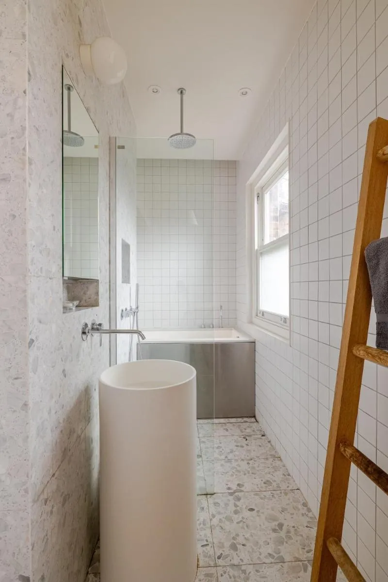 Image 4 of Charming Apartment Steps Away From Islington