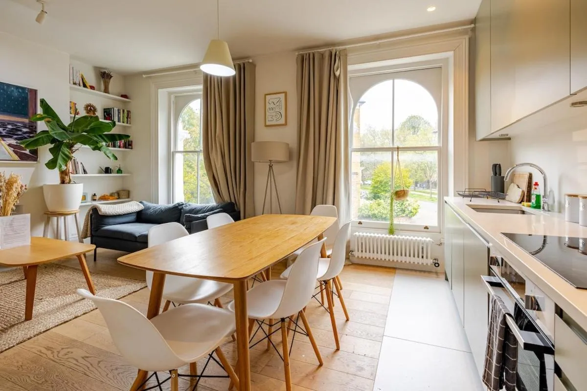 Image 3 of Charming Apartment Steps Away From Islington