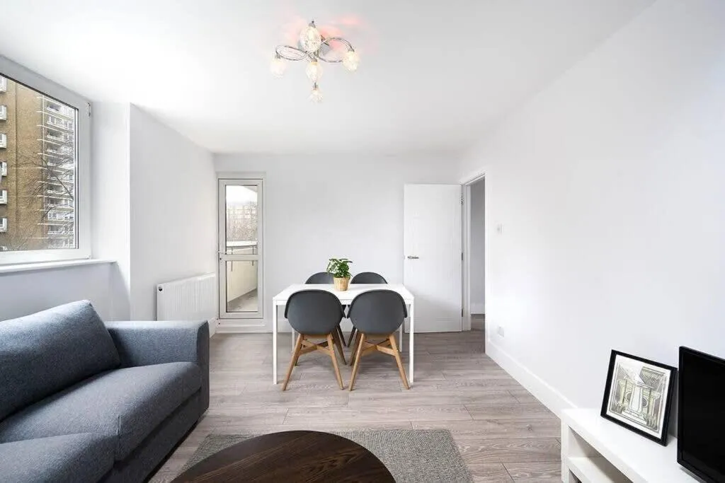 Image 5 of Charming Apartment in the Pleydell Estate