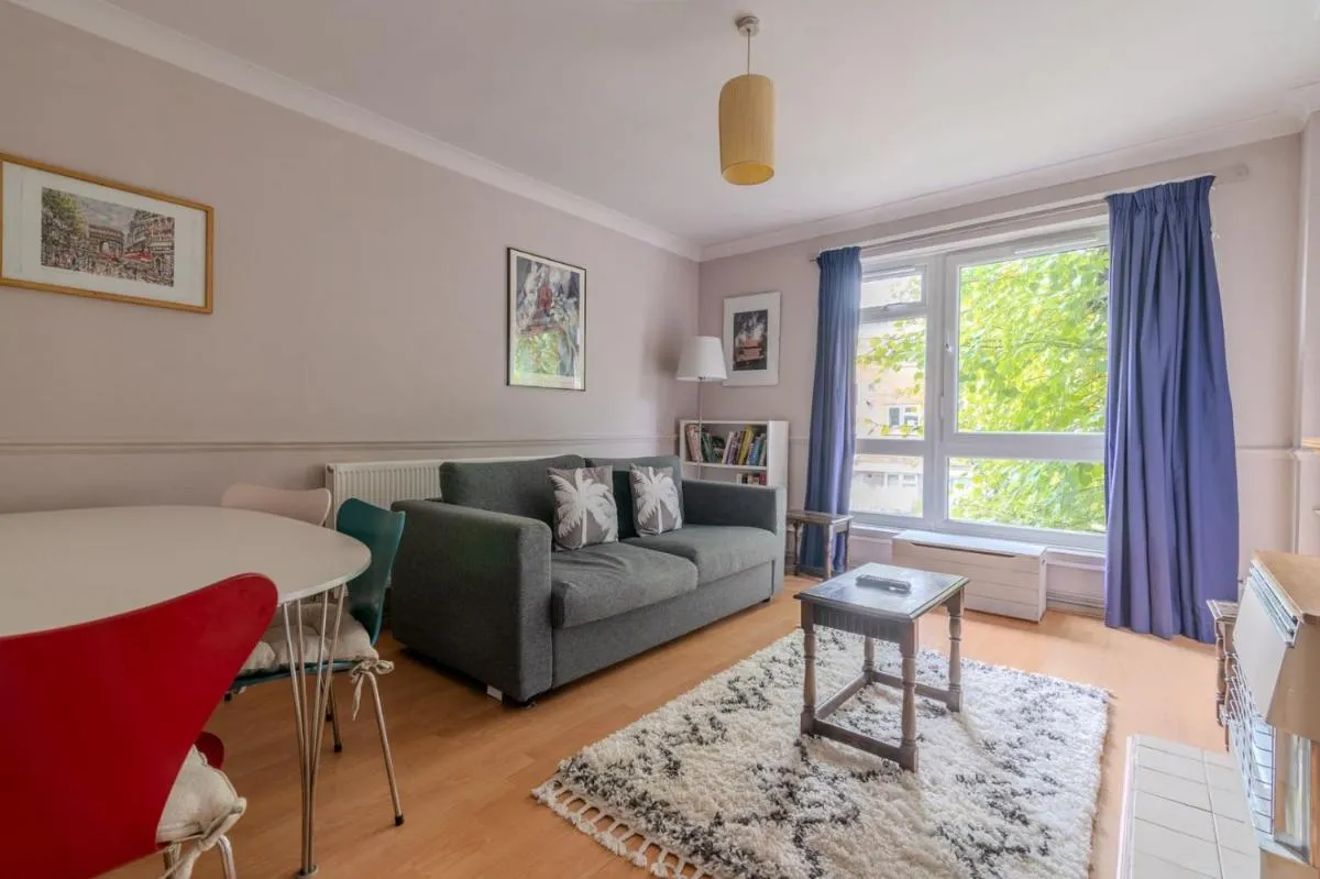 Image 5 of Charming One Bed Abode In East Putney